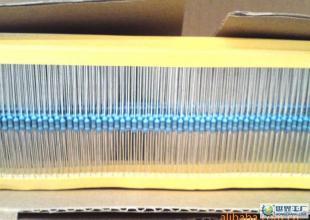 解析电子元器件中的核心元件 IC集成、二三极管与电阻器MF 0207